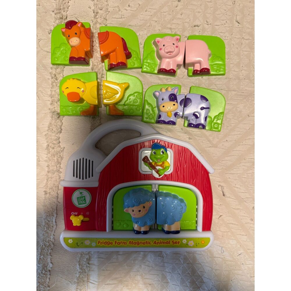 Vintage LeapFrog Fridge Farm Magnetic Animal Set Barn 5 Animals Working